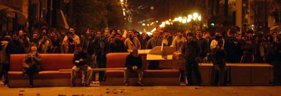 154475_567447349937095_441191535_n