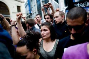 935647_423147881115700_152498599_n