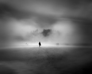 man_in_the_fog____by_reddog54