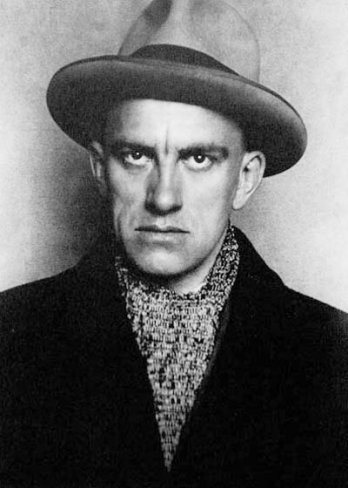rodchenko_vladimir_mayakovsky_1924
