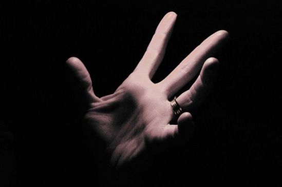 anailihand6-thumb-large