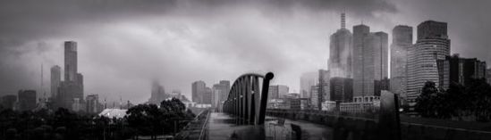 melbourne-grey-winter-morning-panorama-cold-loking-over-walk-bridge-towards-city-centre-lots-clouds-56378172