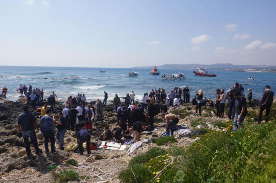 Refugees-off-Rhodes-2015-Source-action-press
