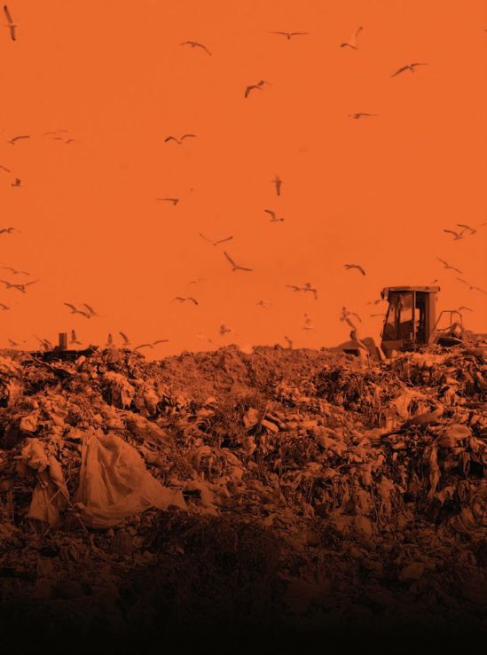 Karampela-akomi-kai-mesa-apo-ti-filaki-me-tin-episimi-adeia-tou-kratois