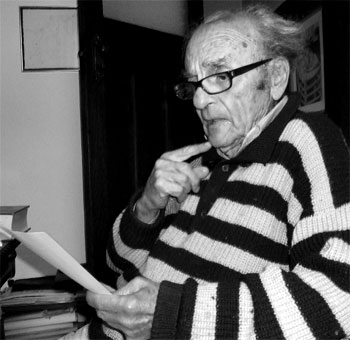 Dimitris Tsaloumas | Image by Helen Nickas,. From Nickas' Cordite article - A Diasporic Journey: Greek-Australian Poetry in Bilingual and English Publications