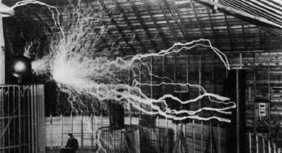 a7807-nikola-tesla-1856-1943-created-a-double-everett-564x423